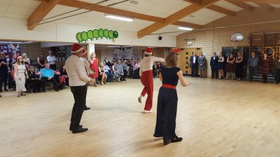 Christmas Social 2017 Lindy Hop/Charleston Demo)