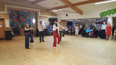 Christmas Social 2017 Lindy Hop/Charleston Demo)